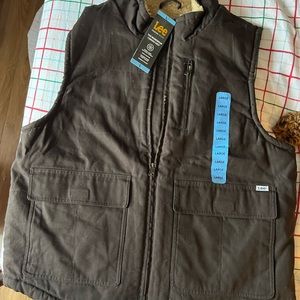 NWT Lee Vest